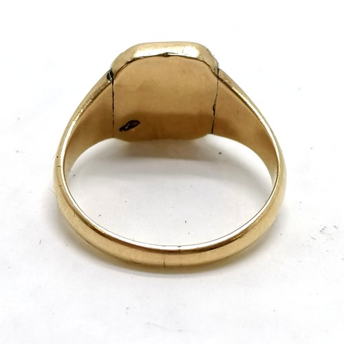 249 - Antique 18ct marked gold gents signet / poison ring - size Q½ & 5.7g ~ slight distortion to rim of c... 