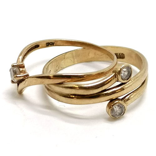 252 - 2 x 9ct gold white stone set rings - solitaire (size J) & 2 stone (M½) - 2.7g total weight - SOLD ON... 