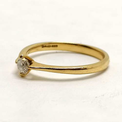 260 - 18ct hallmarked gold diamond solitaire ring - size O & 2.5g total weight (diamond approx 3.5mm diame... 