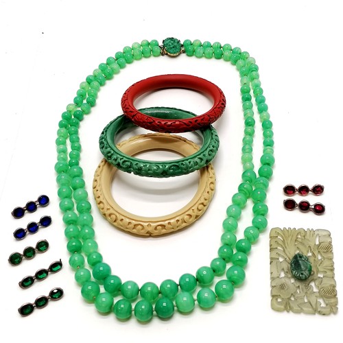 306 - Long 2 strand Chinese peking glass green bead necklace (60cm) t/w hardstone panel, 3 bangles etc