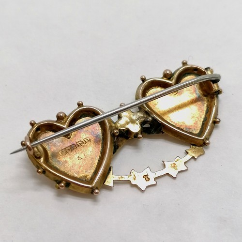 347 - Antique 9ct marked gold Mizpah brooch in double heart design - 4cm across & 2.6g & in bright conditi... 