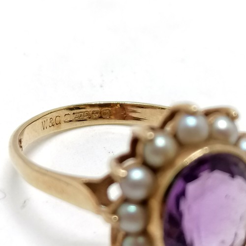 362 - 9ct hallmarked gold amethyst & pearl set ring - size N & 2.8g total weight