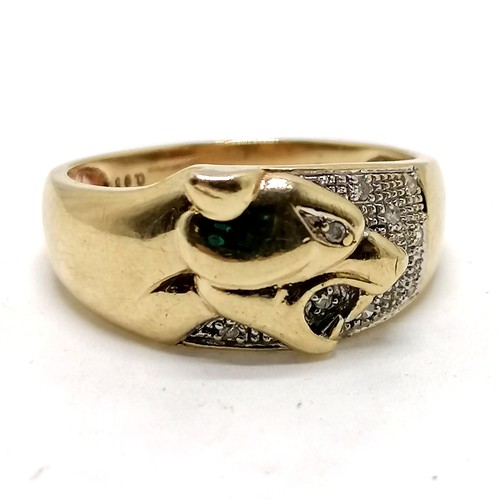 365 - 9ct hallmarked gold jaguars head ring with diamonds detail - size S & 3.5g total weight