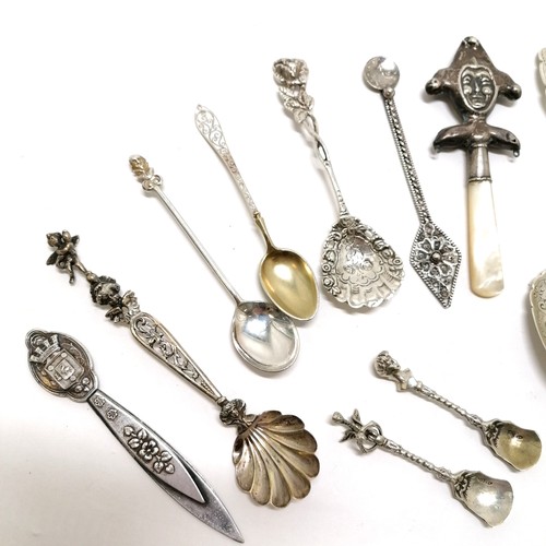 433 - Qty of silver marked items inc Georgian sugar tongs (14cm long) + spoon with engraved bowl, jester r... 