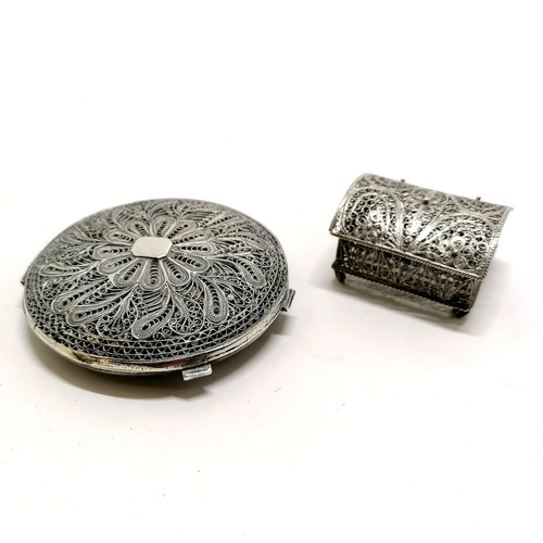 436 - Unmarked silver filigree domed box & compact (7cm diameter) ~ total weight 95g