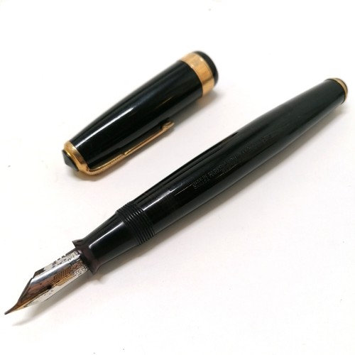 554 - 5 x boxed Parker pens inc Vacumatic, Victory etc