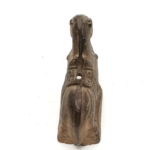 20 - Antique Chinese terracotta horse 10cm high x 10cm long. has some remnants of paint decoration. losse... 