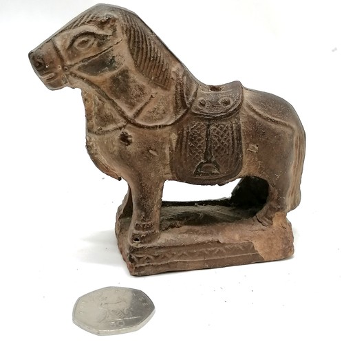 20 - Antique Chinese terracotta horse 10cm high x 10cm long. has some remnants of paint decoration. losse... 