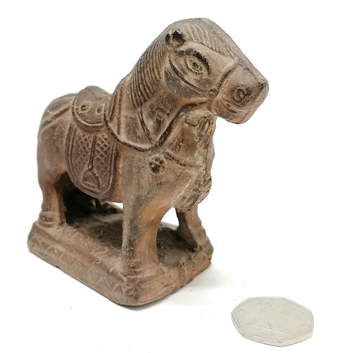 20 - Antique Chinese terracotta horse 10cm high x 10cm long. has some remnants of paint decoration. losse... 