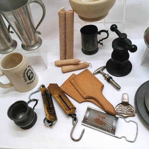 79 - Quantity of kitchen Alia incl. a copper Bloods Whistling kettle, copper jug and jam pan, pestle and ... 