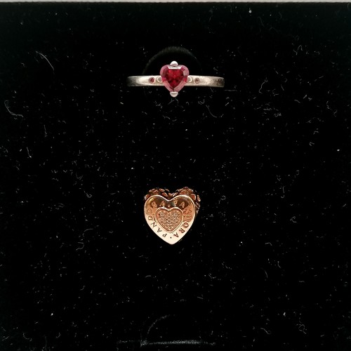 390 - Qty of mostly boxed silver jewellery inc Thomas Sabo Hamsa pendant on chain, Pandora ring & charm (i... 