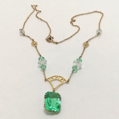 423 - 9ct (9c) marked gold necklace with Austrian (?) green & white crystals - 36cm long & 6.2g total weig... 