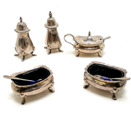 494 - Cased silver hallmarked Mappin & Webb cruet consisting of 2 salt, 2 pepper, mustard pot and 3 spoons... 