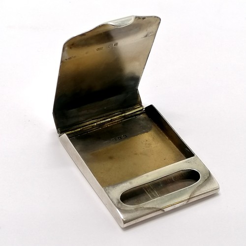 516 - 1918 sterling silver vesta case (by Edwin Henry Watts) retailed by Dunhill - 5.5cm x 4cm & 38g