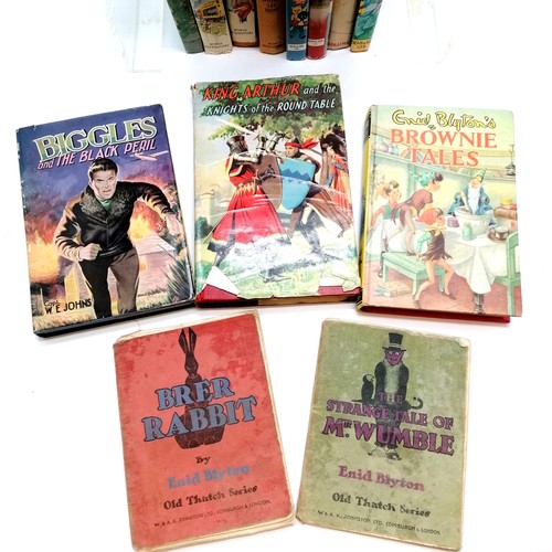 70 - Qty of books inc Enid Blyton, Biggles etc