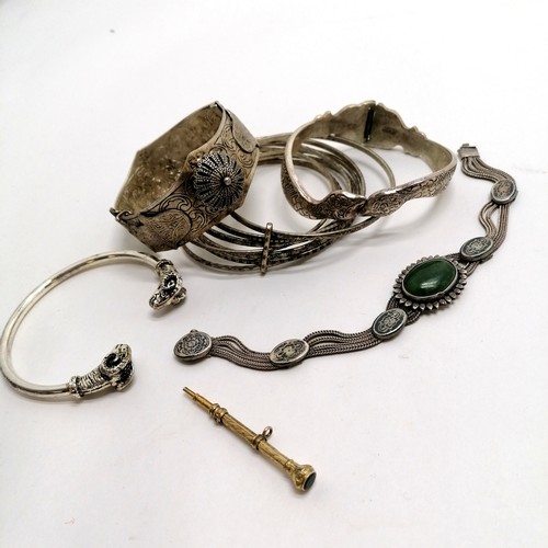 115 - 800 silver marked ethnic niello stone set bracelet t/w antique gilt metal propelling pencil (fob pen... 