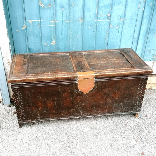 413 - Antique oak coffer with later copper plate covering the original lock plate 109cm long x 50cm high x... 