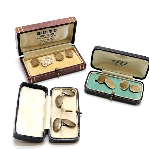 484 - 1923 Chester silver pair of cufflinks by Joseph & Richard Griffin (in a box) t/w 2 other pairs of bo... 