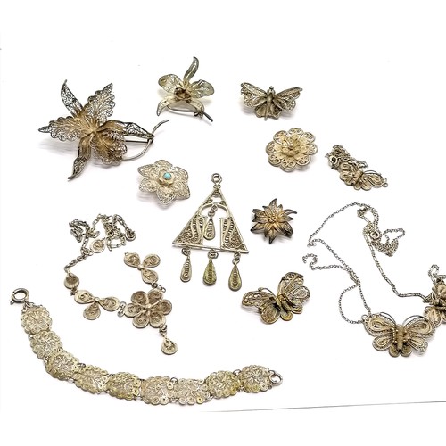 486 - Qty of mostly unmarked silver filigree jewellery inc 7 brooches, bracelet, pendant + 2 broken neckla... 