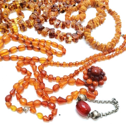 489 - Qty of amber jewellery inc necklaces (longest 180cm) etc ~ total weight of lot 873g