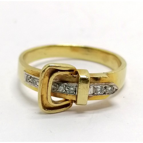 553 - 18ct marked gold belt buckle ring set with 6 diamonds - size P½ & 4.5g total weight