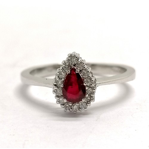 627 - 18ct hallmarked white gold pear shaped ruby & diamond cluster ring - size S & 3.5g total weight