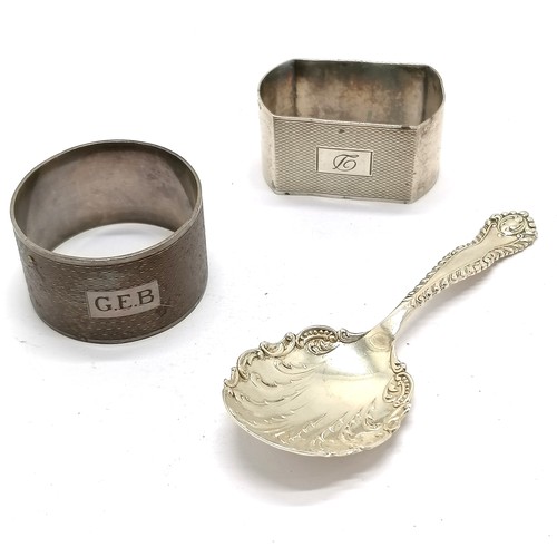 830 - 1899 silver caddy spoon by George Edwin Walton & Co Ltd - 10.5cm long t/w  2 x silver napkin rings (... 