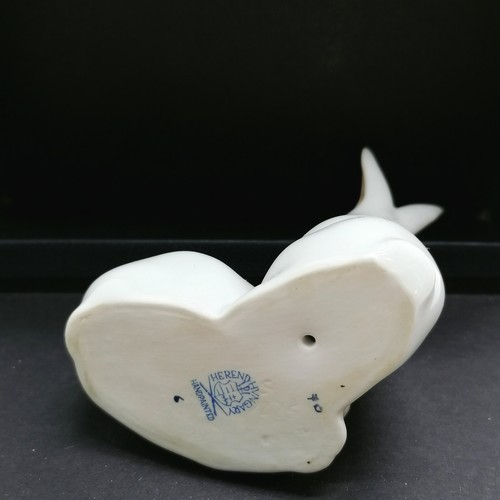 210 - Herend model of a pair of white rabbits - 8.5cm high