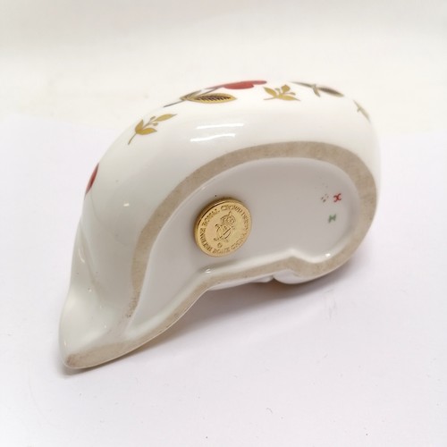 214 - Royal Crown Derby (gold seal) seal paperweight - 13cm long with no obvious damage