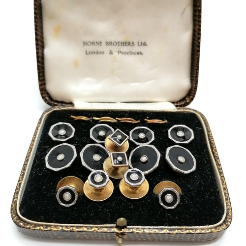 539 - 23 x antique gilt metal buttons (2cm diameter) t/w cased gilt metal pearl set cufflinks / stud set (... 