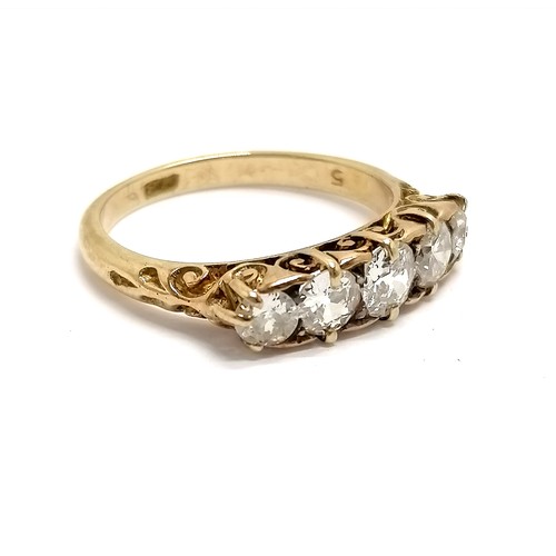 693 - Antique 18ct marked gold 5 stone diamond ring (largest stone approx 4mm diameter) - size N½ & 3.5g t... 