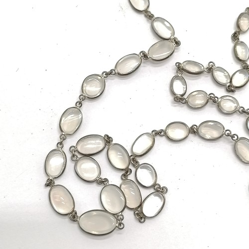 724 - Antique unmarked moonstone graduated bead necklace 80cm long