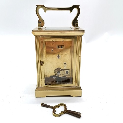 782 - Mappin & Webb Ltd brass cased carriage clock - 15cm high (with handle) - runs BUT WE CANNOT GUARANTE... 