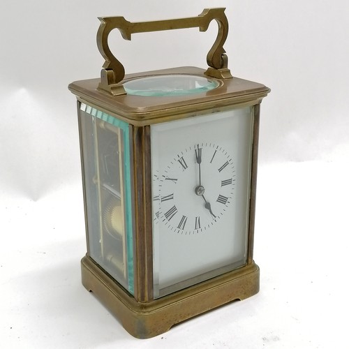 788 - Brass cased carriage clock with gong strike movement - 13cm high and has 2 keys - for spares / repai... 