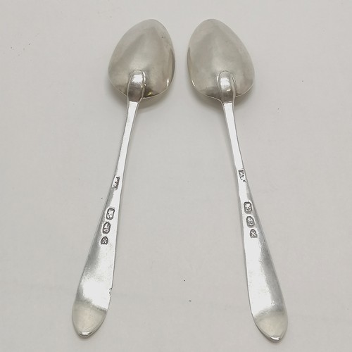 815 - Pair of antique 1794 Britannia standard Irish silver hallmarked spoons by William Ward - 17cm & 47g ... 