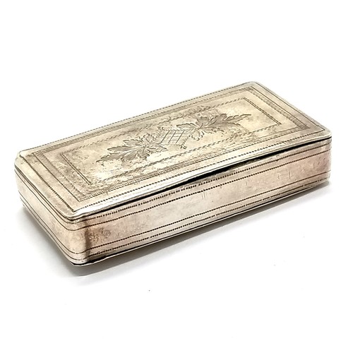 886 - George IV silver hallmarked snuff box by Thomas Newbold Birmingham 1825 with engraved decoration and... 