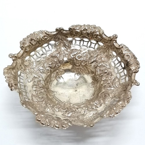 903 - Victorian silver hallmarked pedestal bon bon dish with pierced and embossed decoration Birmingham 18... 