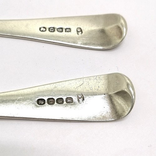 921 - 1811 George III silver pair of table spoons by George Wintle - 22.5cm & 130g ~ dents to 1 bowl