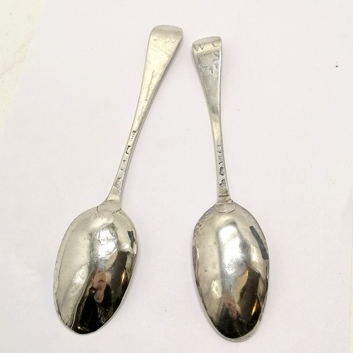 922 - 2 x Mid 18th century silver table spoons (1 dated 1748 & 19cm) - 92g total & both show wear