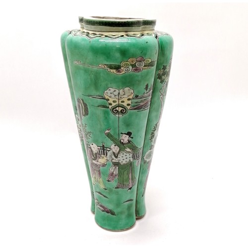 40 - Antique Chinese famille verte unusual 3 lobed shaped vase with 3 panels depicting figures with offer... 