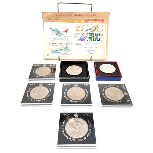 124 - 1951 boxed festival of Britain crown, 5 x 1977 crowns, 1953 boxed souvenir medallion t/w 1961 Europa... 