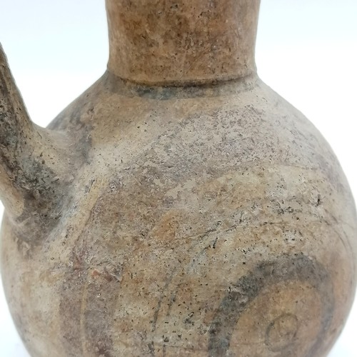 140 - Ancient Greek pottery vessel - 15.5cm long