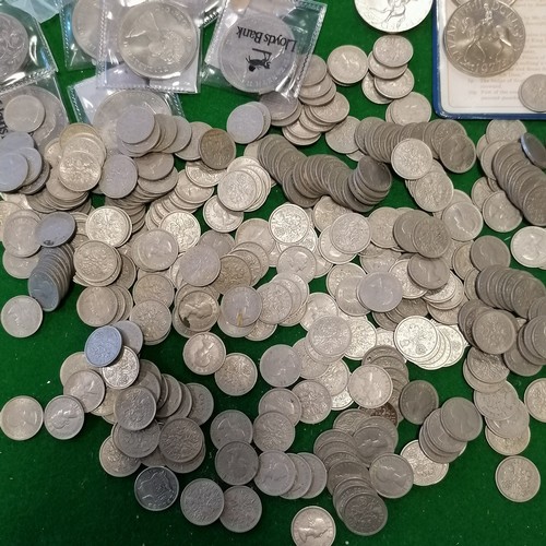 158 - Large quantity of GB coins incl. Crowns, sixpences etc.