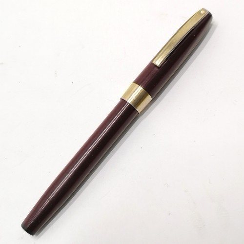 191 - Sheaffers 14ct gold nib Snorkel fill burgundy fountain pen 13.5cm long - Signs of wear