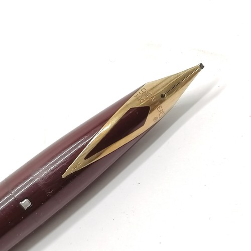 191 - Sheaffers 14ct gold nib Snorkel fill burgundy fountain pen 13.5cm long - Signs of wear