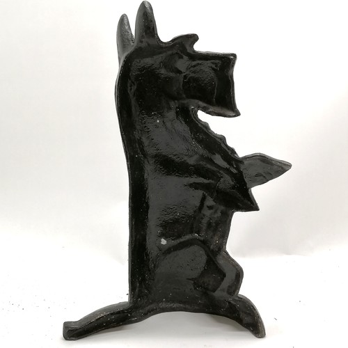 399 - Cast iron scottie dog doorstop - 38cm high & no obvious damage