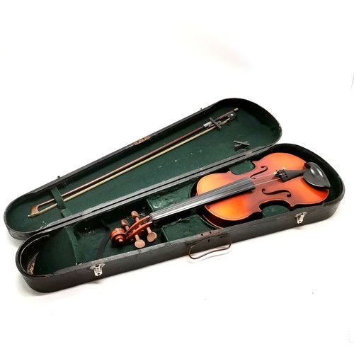 452 - Wooden cased childs violin 55cm x 19cm. In overall good used condition.