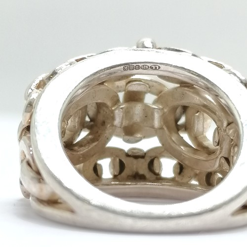 637 - Links of London silver hallmarked heavy silver ring size K - 13.4g