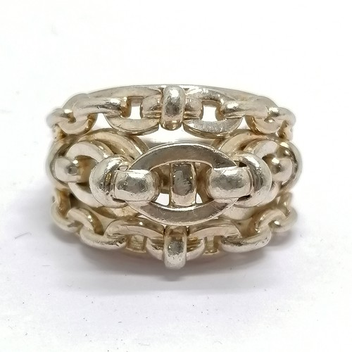637 - Links of London silver hallmarked heavy silver ring size K - 13.4g
