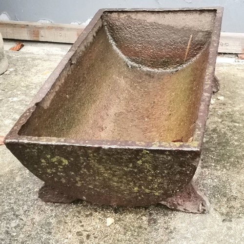 49 - Cast iron feeding trough 60cm x 31cm x 18cm high